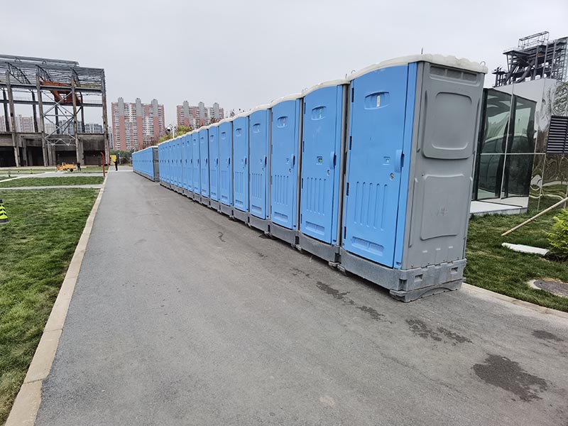 水沖儲(chǔ)存式廁所